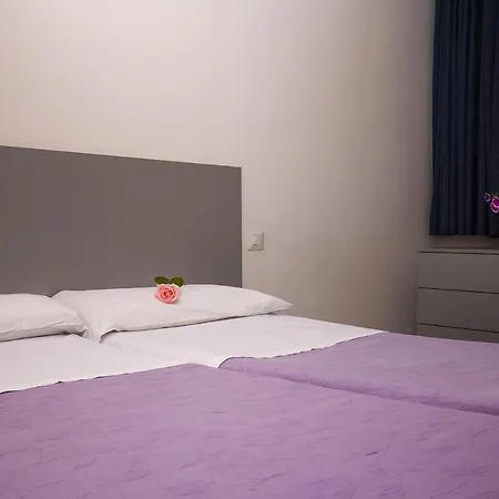 Apart-hotel Capitol